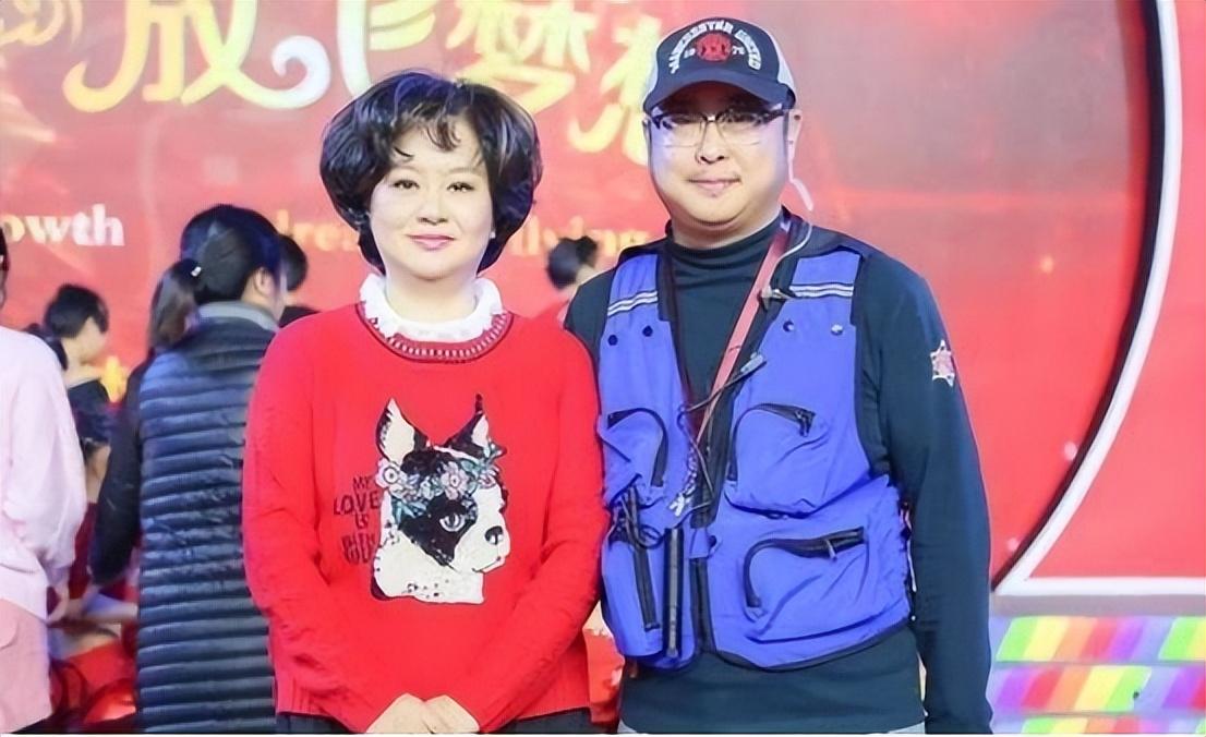 离婚后独自带娃的鞠萍，二婚嫁给普通人，终于遇到了幸福