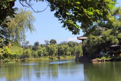 ​夏天不想装空调，用什么电器可以拯救我的夏天？