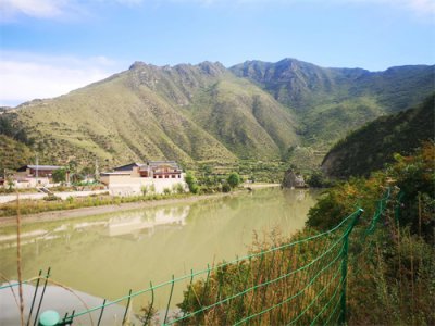 ​更喜岷山千里雪，再看洮河众人协